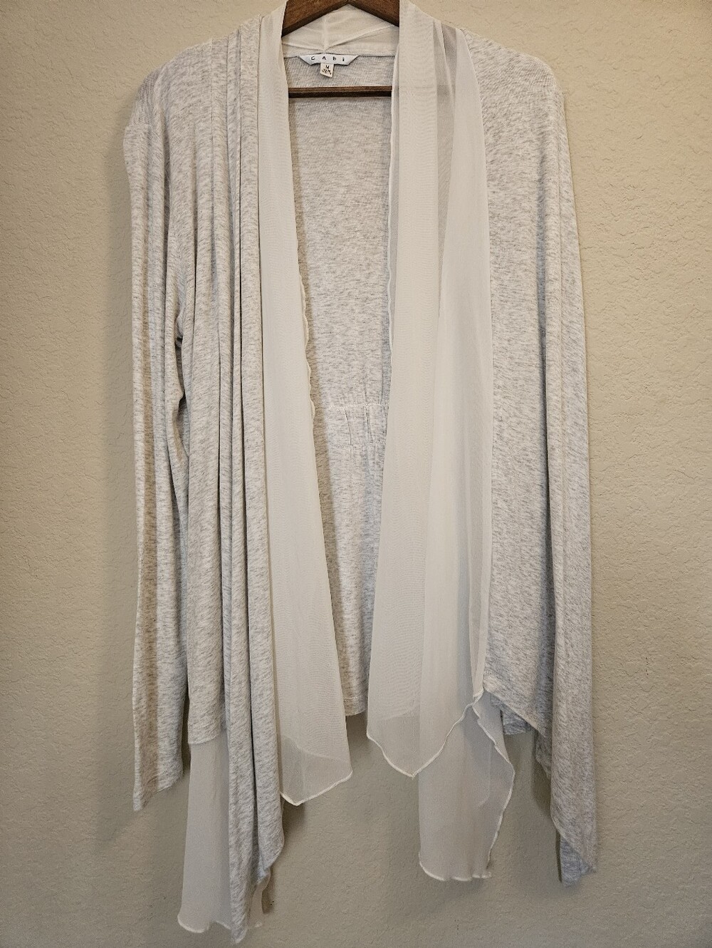 Cabi Cardigan Sweater Womens Sz Medium White Grey Mixed Media Draped Open Front